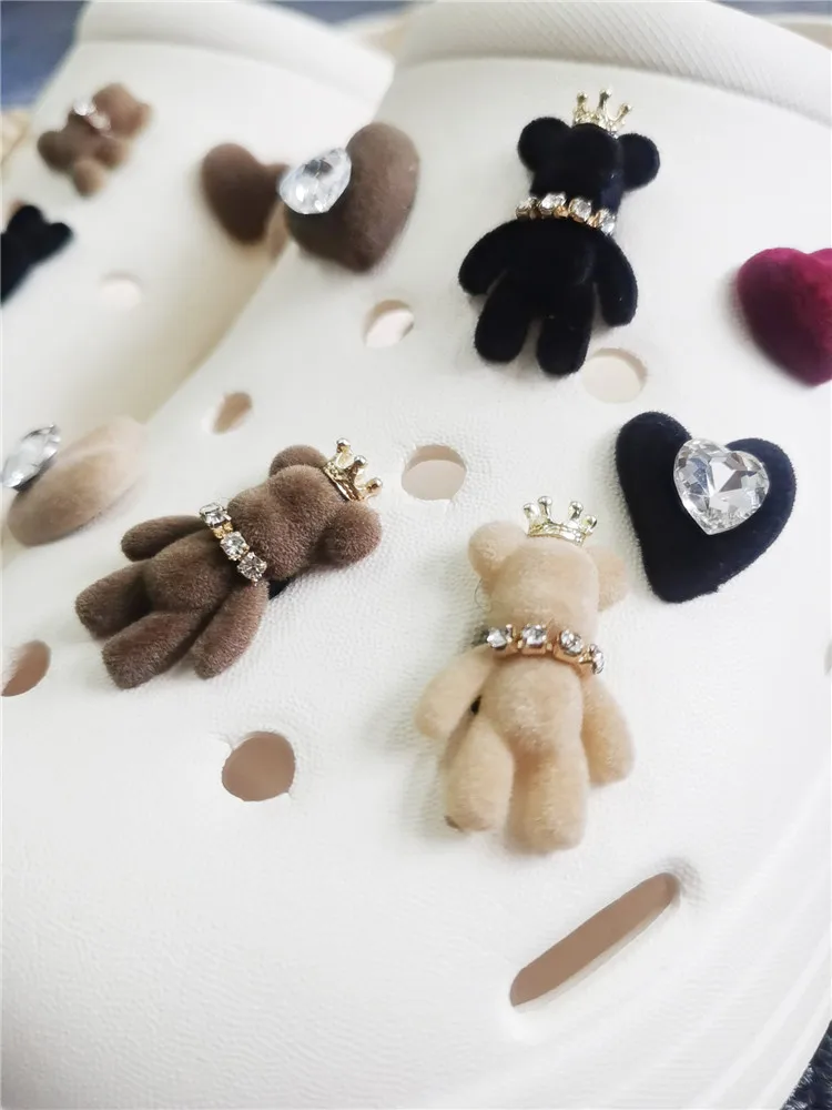 Novelty Diamond Heart Shoe Charms Sweet Bear Rabbit Clog Decor Accessories Diy Shoe Buckle Decorations For Women Kids Party Gift