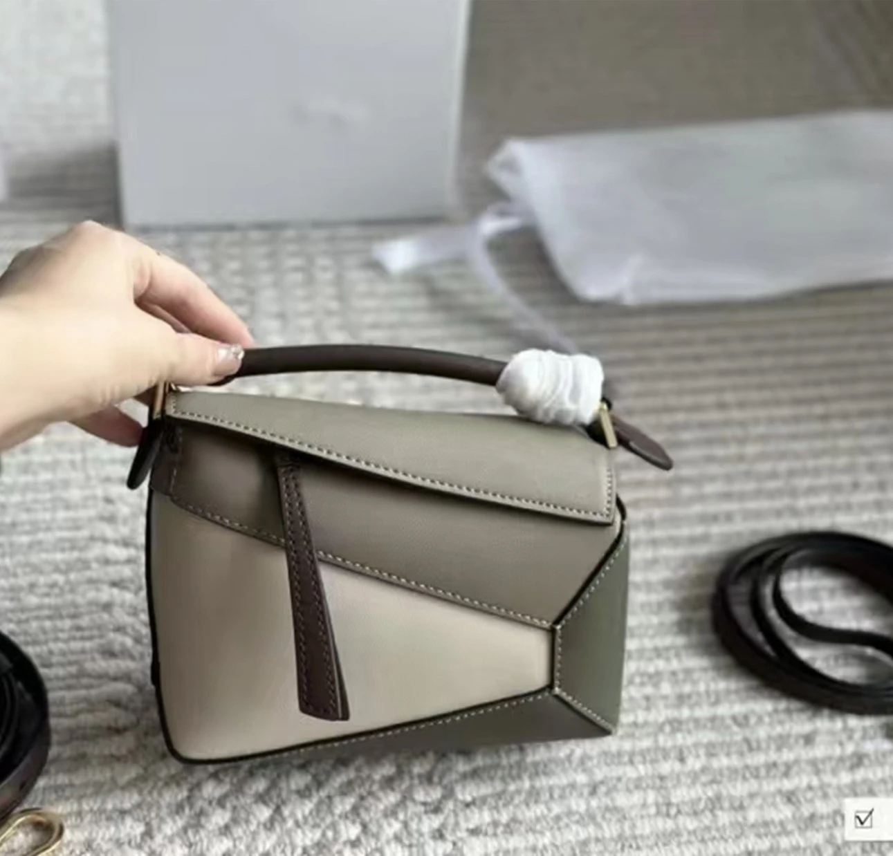 

Женская сумка с геометрическим рисунком, сумка-подушка через плечо, модная универсальная модная мягкая кожаная застежка-молния, ежедневное использование