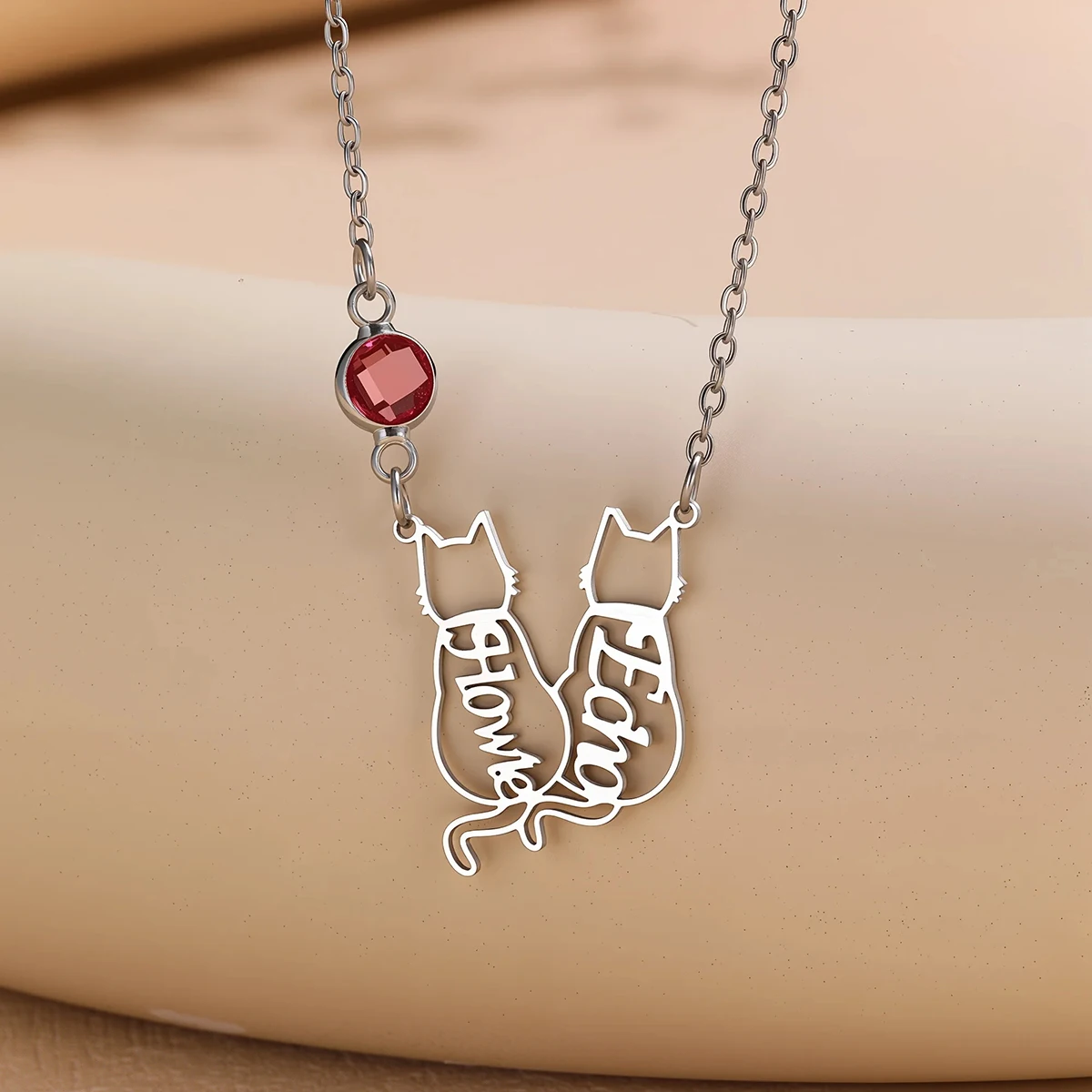 Stainless Steel Custom Names Necklace Two kittens back Pendant Personalized Jewelry for Good Friend Cute Gift