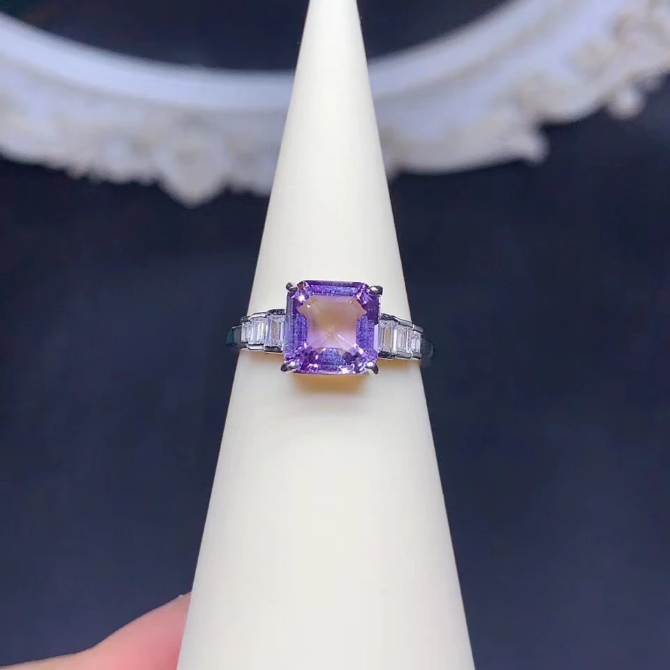 Dazzling Amethyst Engagement Ring for Woman 8mm 2.5ct VVS Grade Natural Amethyst Ring 18K Gold Plated 925 Silver Crystal Jewelry