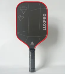 All'ingrosso della fabbrica 2024 T700 Pagaia per pickleball in fibra di carbonio grezza Superficie strutturata 16MM PP Nucleo a nido d'ape con grana alta e rotazione