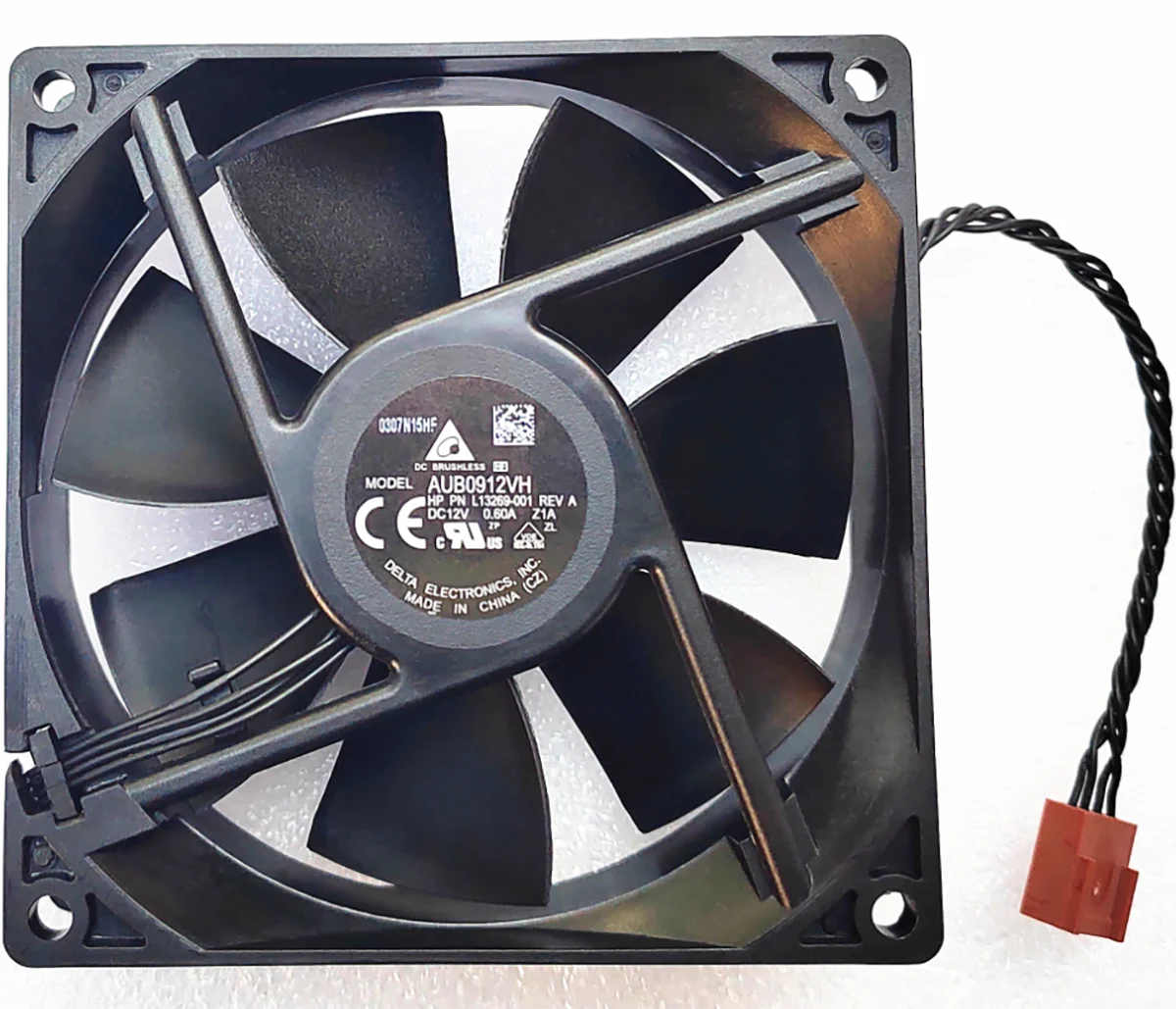 

AUB0912VH 12V 0.60A 9025 high air volume chassis power supply cooling fan