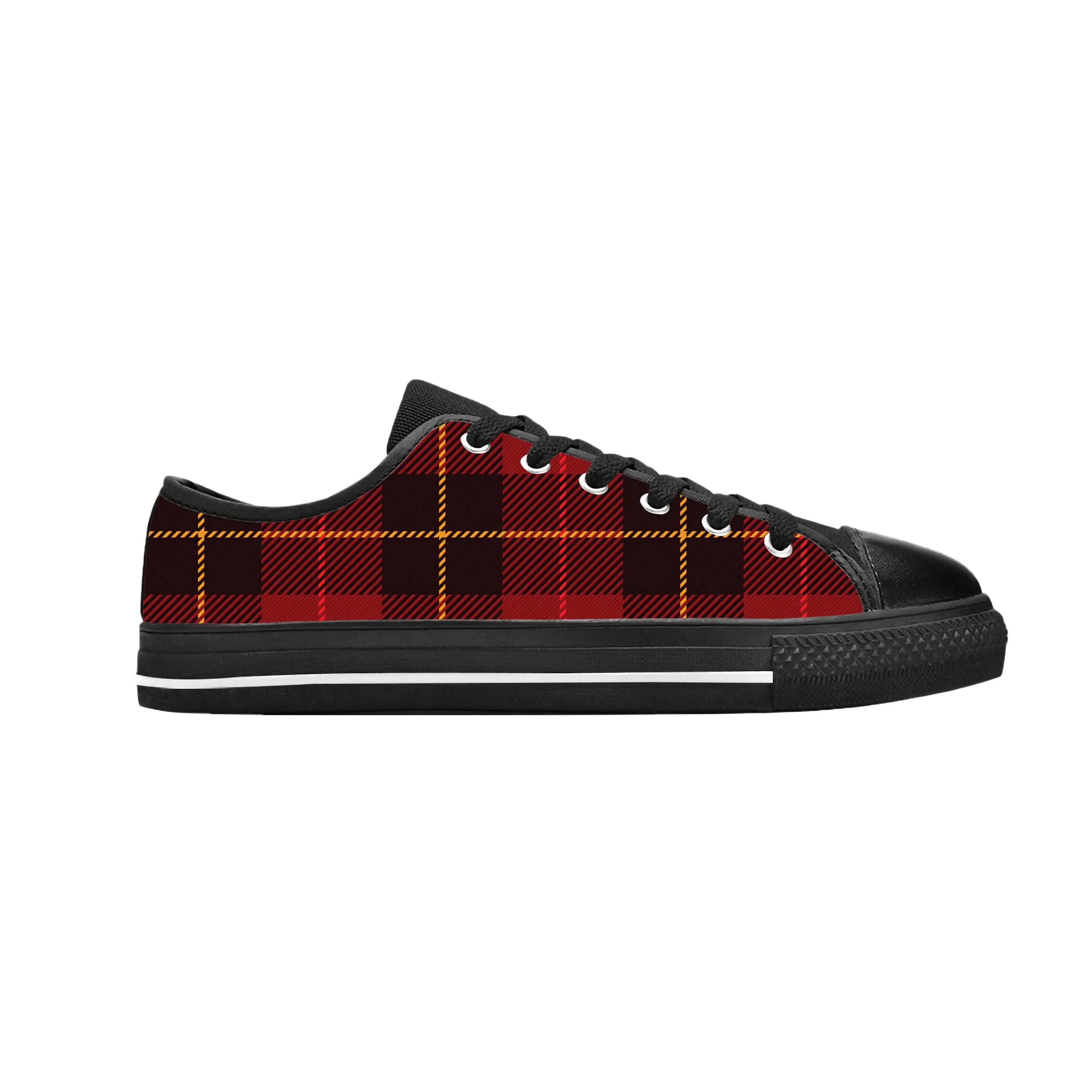 Sepatu kotak-kotak Pria Wanita motif 3D antilembap atasan rendah nyaman kasual lucu kotak-kotak klan Tartan Skotlandia merah