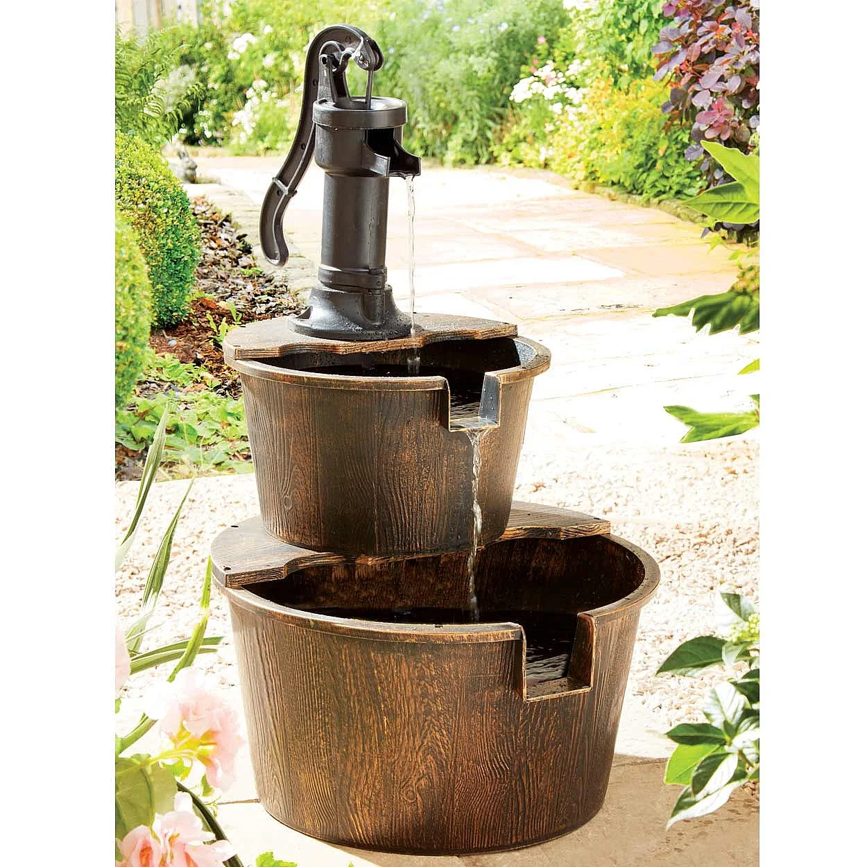

2021 Hot Home Garten jardin Garden Outdoor Solar Pump 2 Tiers Rustic Barrel Water Fountain