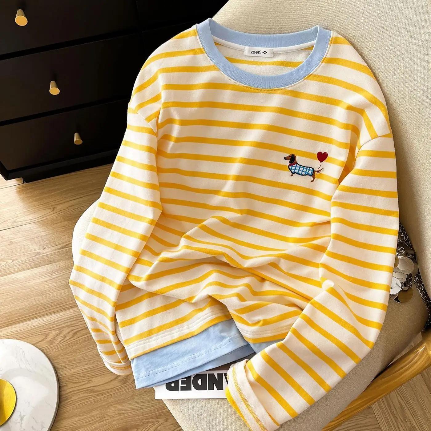 New Women's Autumn and Spring Casual Puppy Pattern Striped Long Sleeve T-shirt for Inner and Outer Wear