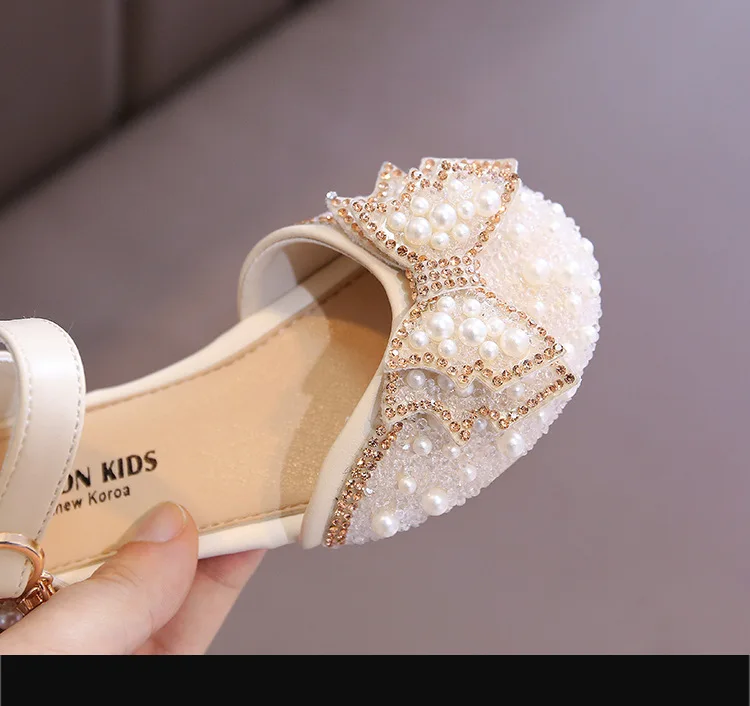 Mädchen-Sandalen, modische Prinzessinnen-Schuhe, Frühling, Sommer, glitzernde Perlen-Pailletten, flache Sandalen, einfache Kinderschuhe, Party, Hochzeit – Detail 19