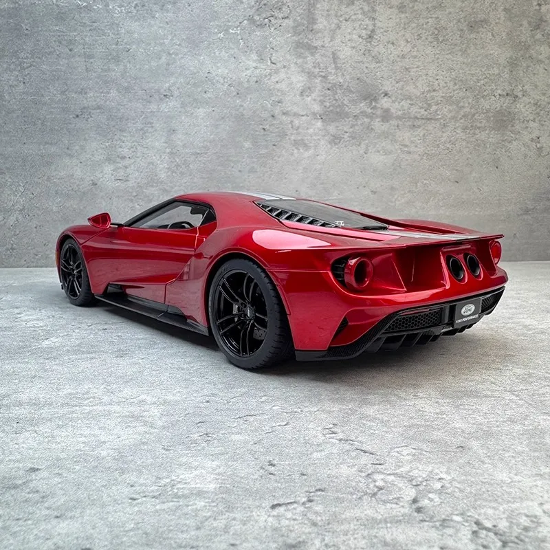 Autoart 1/18 Ford GT Highly Detailed Car Model ABS Material Car Model Simulation Collectible Cars Model Gift Boy Birthday Gift