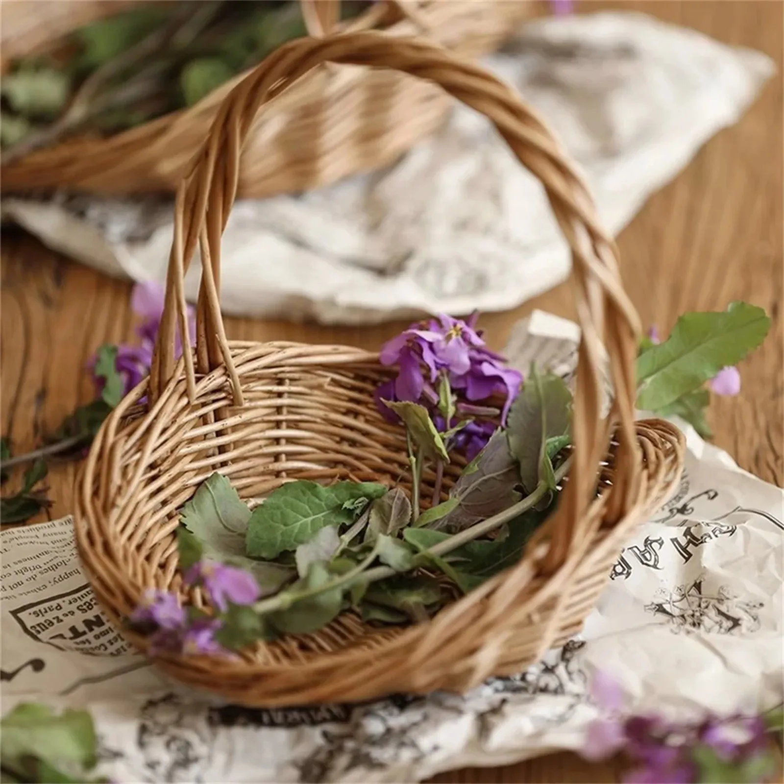 Cesta tejida de mimbre, cesta de almacenamiento de mimbre con asa, cesta de arreglo de flores resistente, contenedor de Picnic tejido a mano