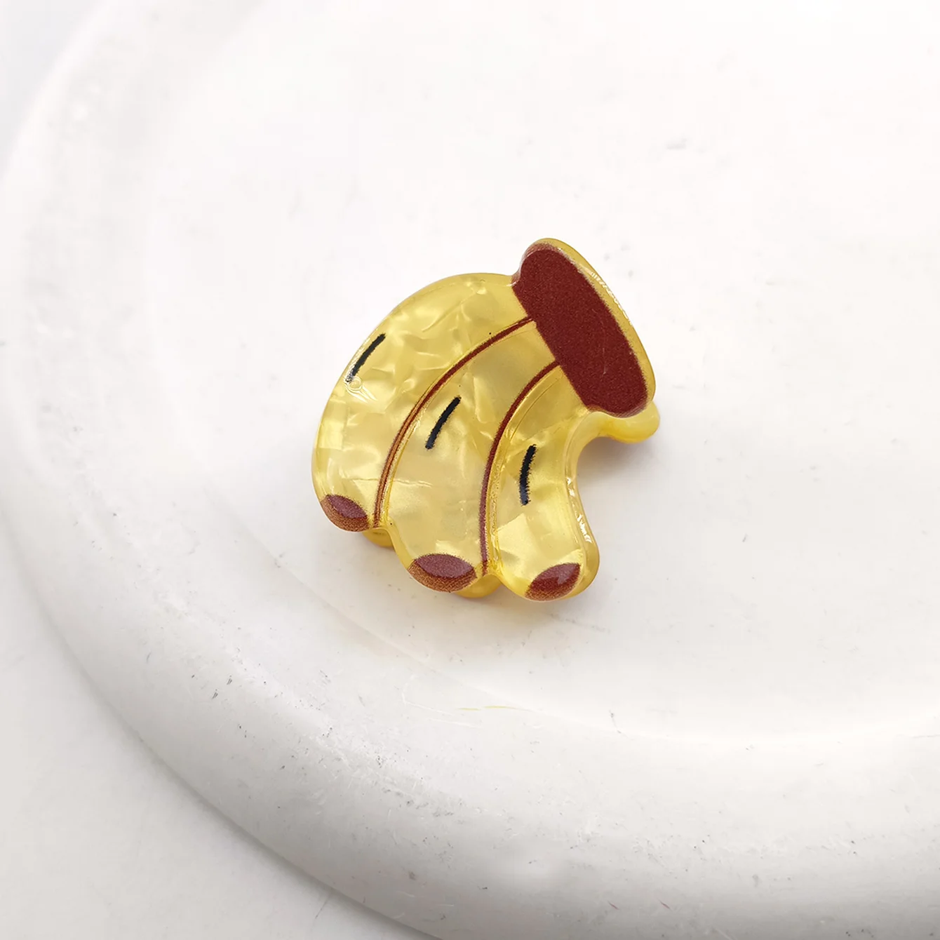 1/2/4 Stück Frucht-Acetat-Haarspangen: Süße kleine Erdbeer-, Zitronen-, Kirsch- und Trauben-Haarspangen für Pony und unordentliches Haar – Top-Clips als Haar-Accessoires – Detail 13