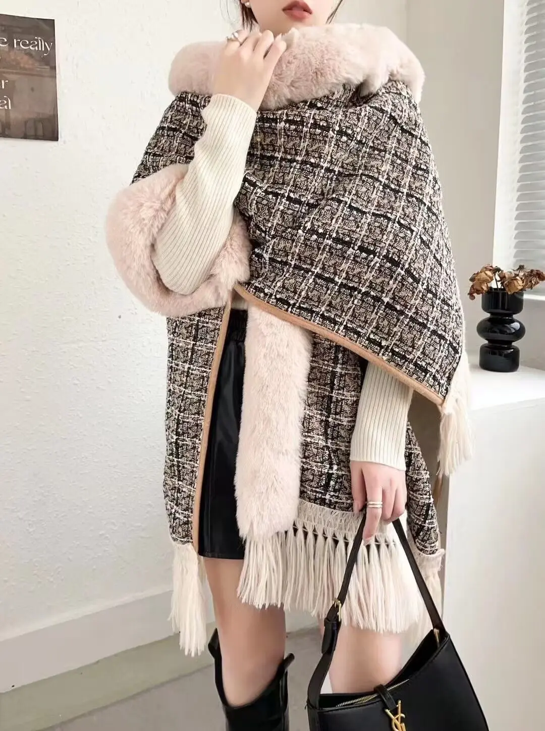 2023 New Women Faux Rabbit Fur Collar Winter Overcoat Thick Warm Poncho Cloak Big Pendulum Tassel Loose Striped Cape With Hat