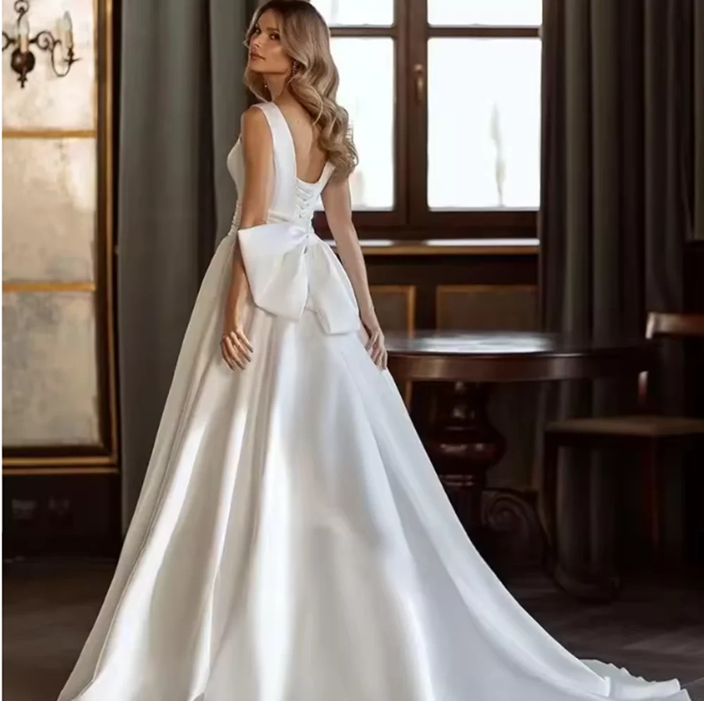 

Simple Satin Wedding Dresses A-Line V-Neck Bow Pleated Lace-up Elegant Bride Prom Gown Sleeveless Bridal Gowns Customized