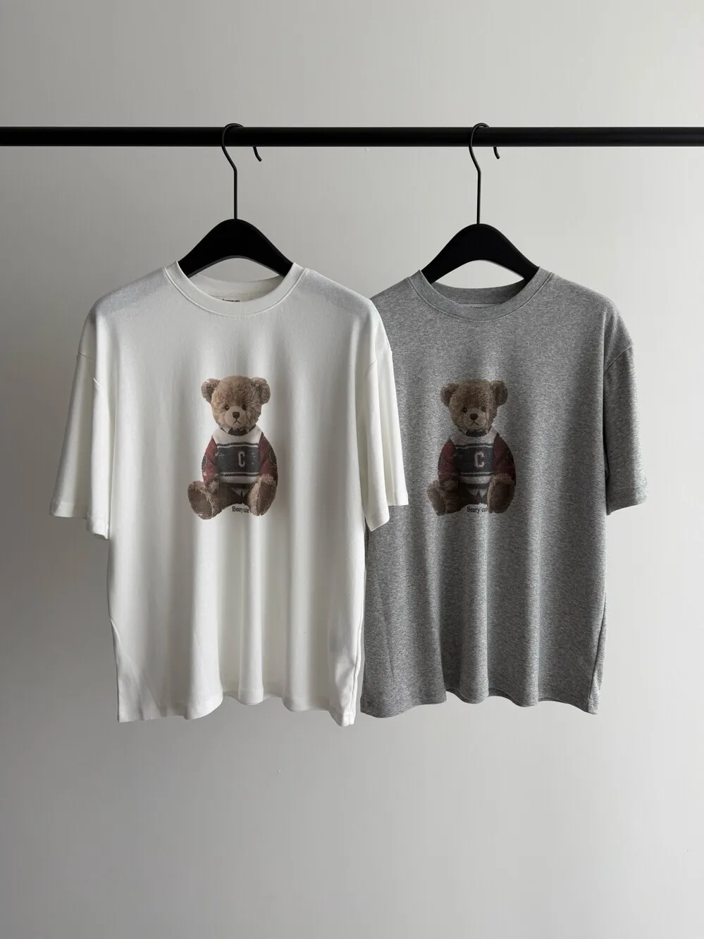 

Lilian Seven Meter Korean Style Cartoon Bear Versatile Youthful Short Sleeve T-Shirt Commute Style Loose Fit round Neck