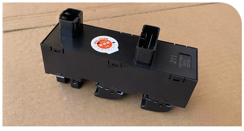 

*parts and accessoriesAuto parts door and window glass lifter switch