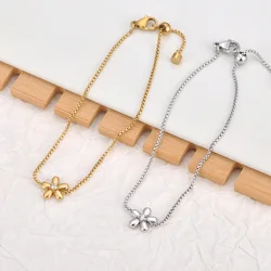 Lokaer 2025 New Arrivals Stainless Steel Zirconia Flower Daily Bracelets for Women Versatile Popular Charm Jewelry Gift B25002