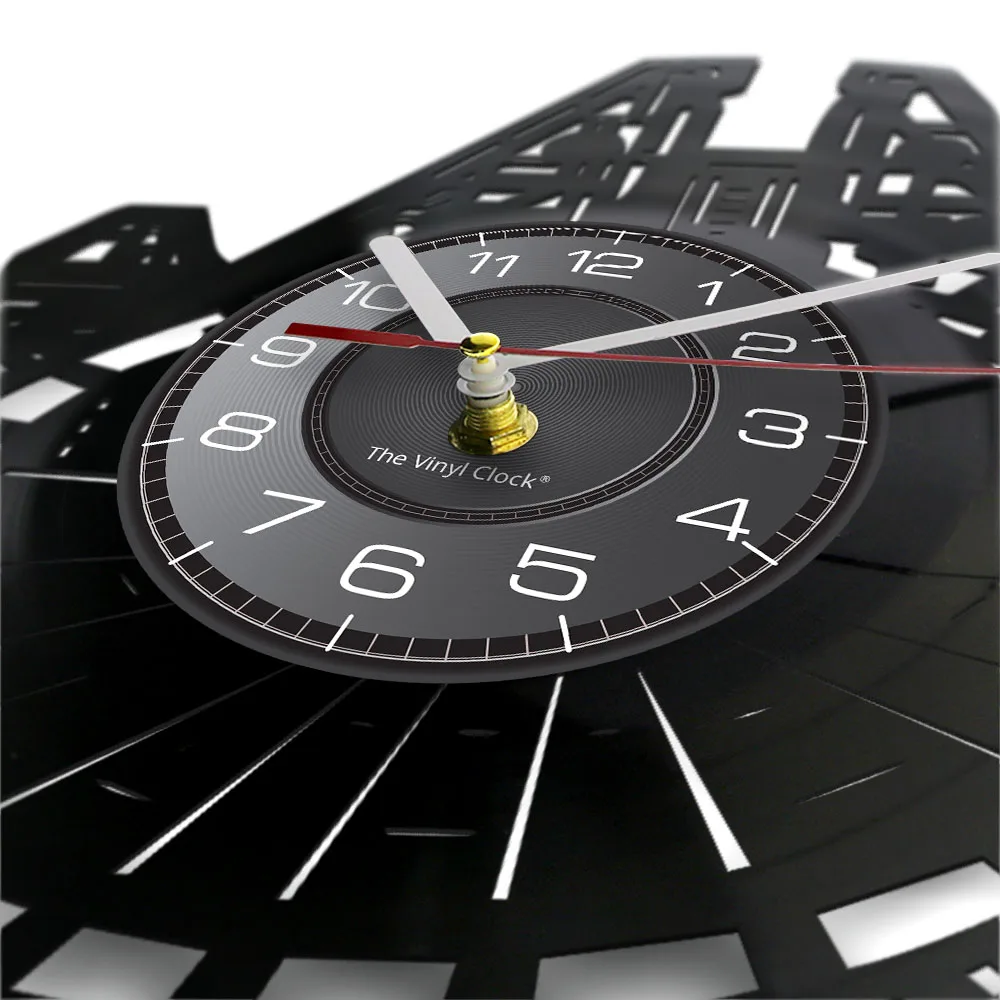 Millennium Falcon Vinyl LP Record Wall Clock For Home Theater Cinema Fictional Starship Retro Wall Clock Movie Collectible Gift