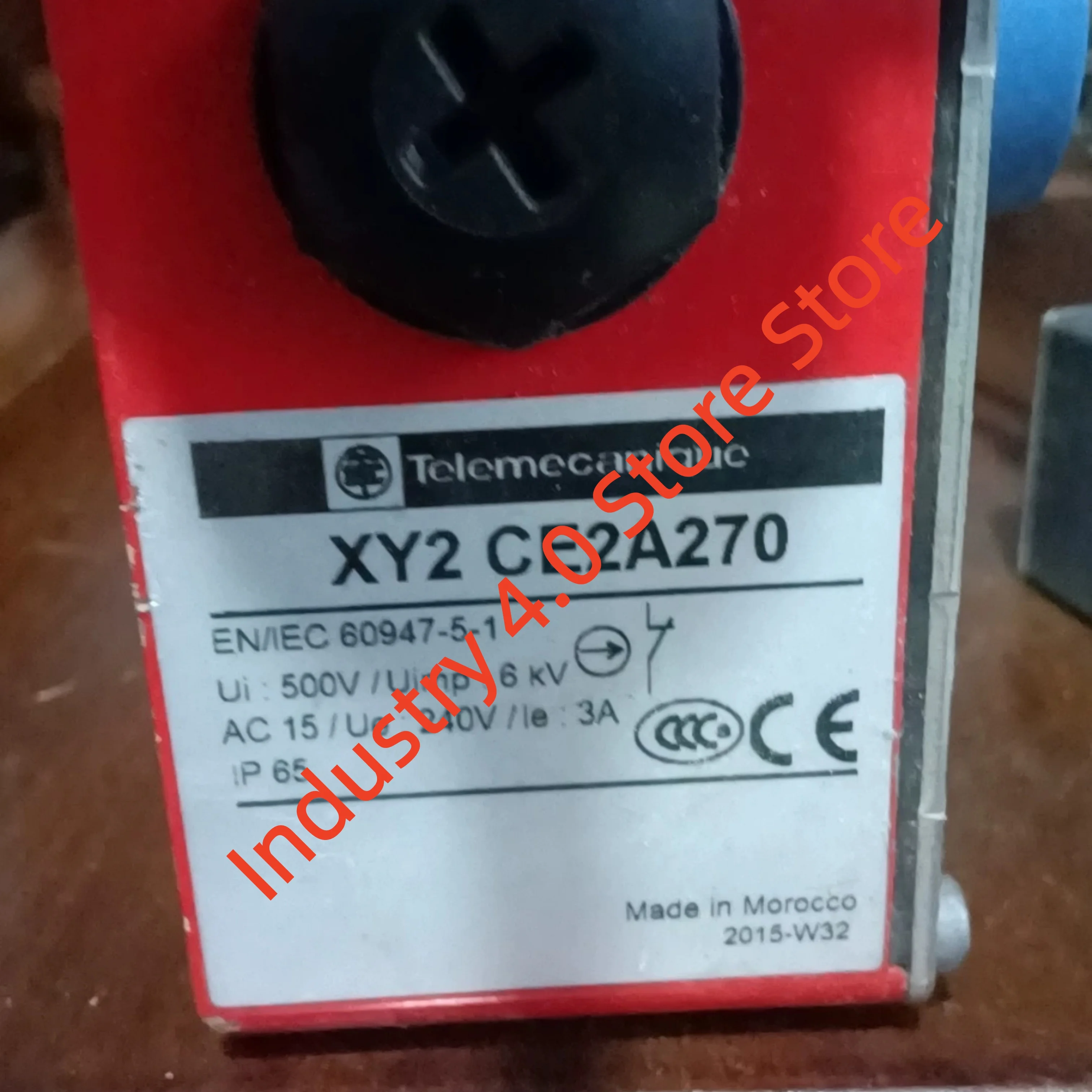 Nuevo en caja XY2CE2A290 XY2CE2A296 Manija del interruptor de aislamiento