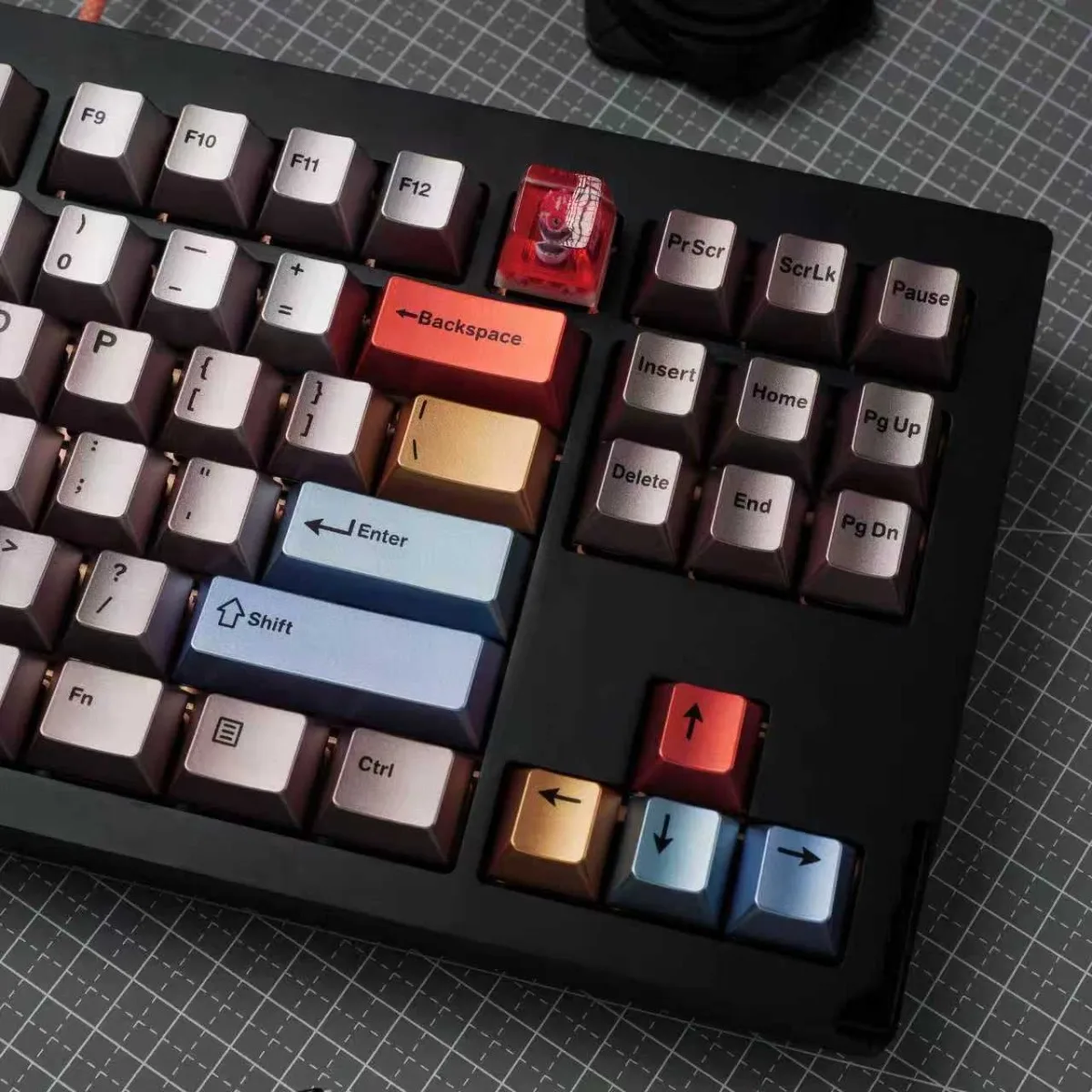 Metallic Paint Keycaps Metal Light Cherry Profile 100 Key Cap Customize Mechanical Keyboard Compatible for 61/63/64/65/68/75/87