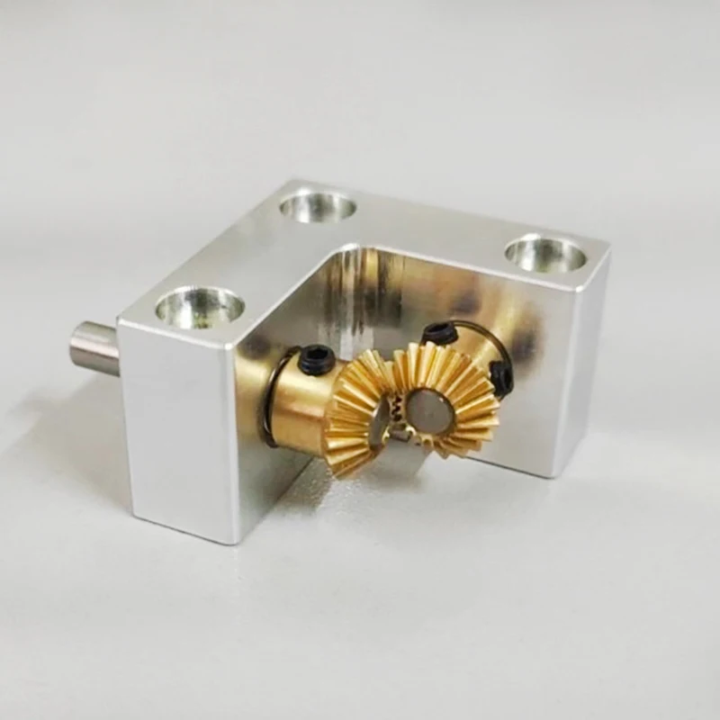 

90 Degree Converter Speed Ratio 1:1 Small Bevel Gearbox Right Angle Commutator Output Shaft Diameter 4Mm