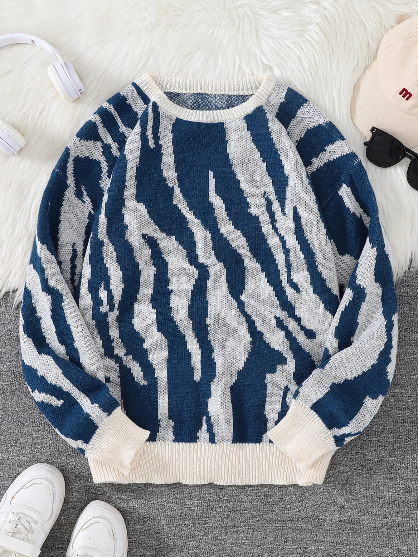 Autumn and Winter Water Ripple Graffiti Pattern Jacquard Couple's Knitwear Trendy Men's Warm Sweater Casual Warm Slightly Elastic Round Neck Pullover Sweater, Suitable for Autumn and Winter Seasons