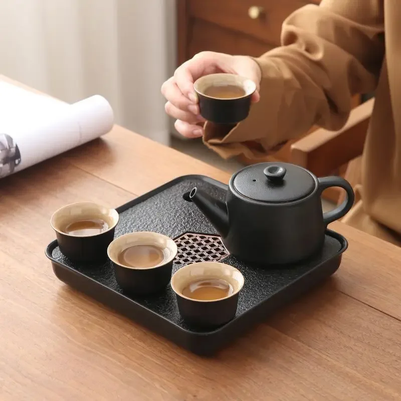 Kung Fu Tea Set One Pot Four Cups Teapot Teacup Tea Tray Hotel Travel Set Chinese Ceramic Tea Set Designer Retro Teaware Cups