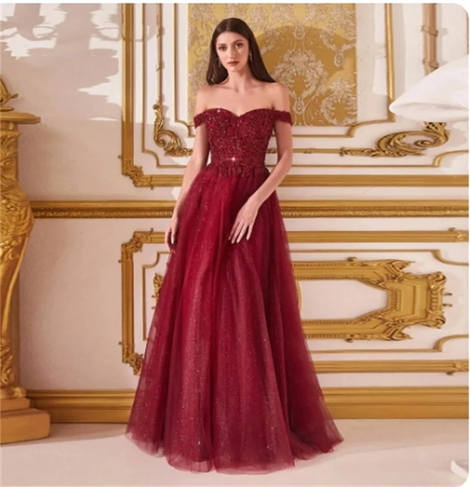 Eleganti abiti da ballo con scollo a cuore senza maniche in pizzo Appliques a-line Tulle abito da sera formale da donna lungo fino al pavimento abito da sposa