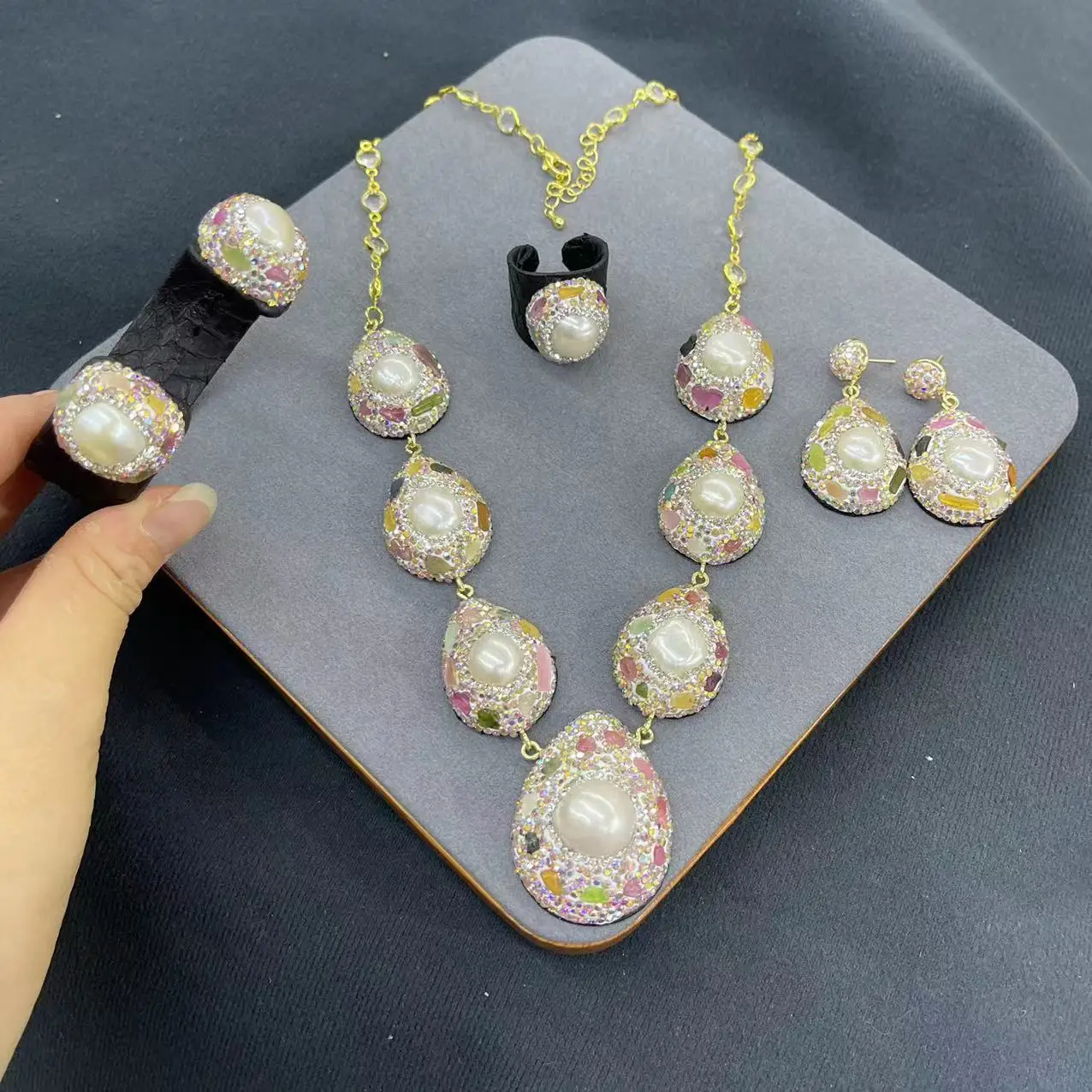 

Натуральный жемчуг в стиле барокко, пресноводный жемчуг, ожерелье, браслет, серьги, кольца для женщин, очаровательные массивные колье с кристаллами, комплекты ювелирных изделий