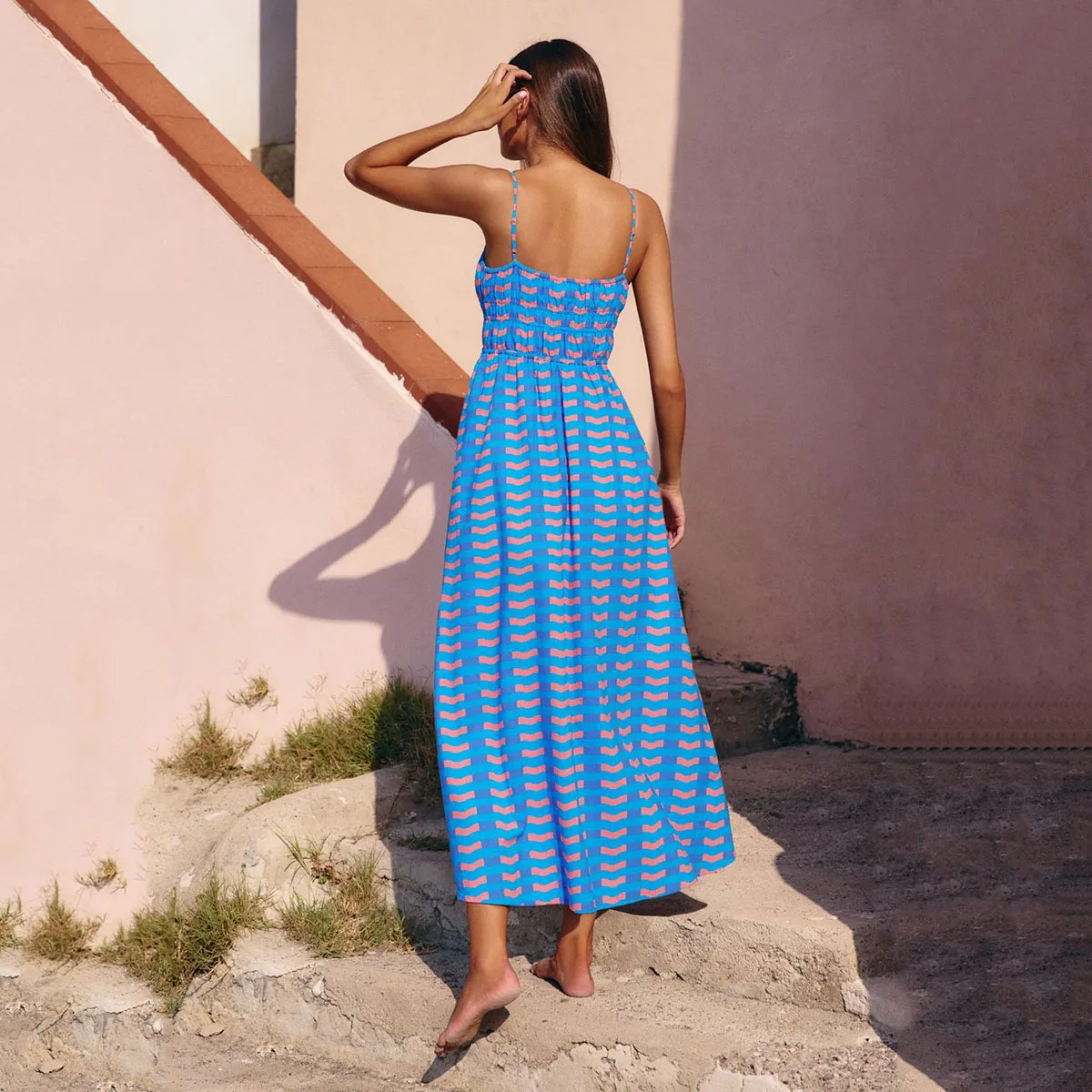2025 Summer French Vacation Style Sleeveless Beach Dress Mid Calf Contrast Color
