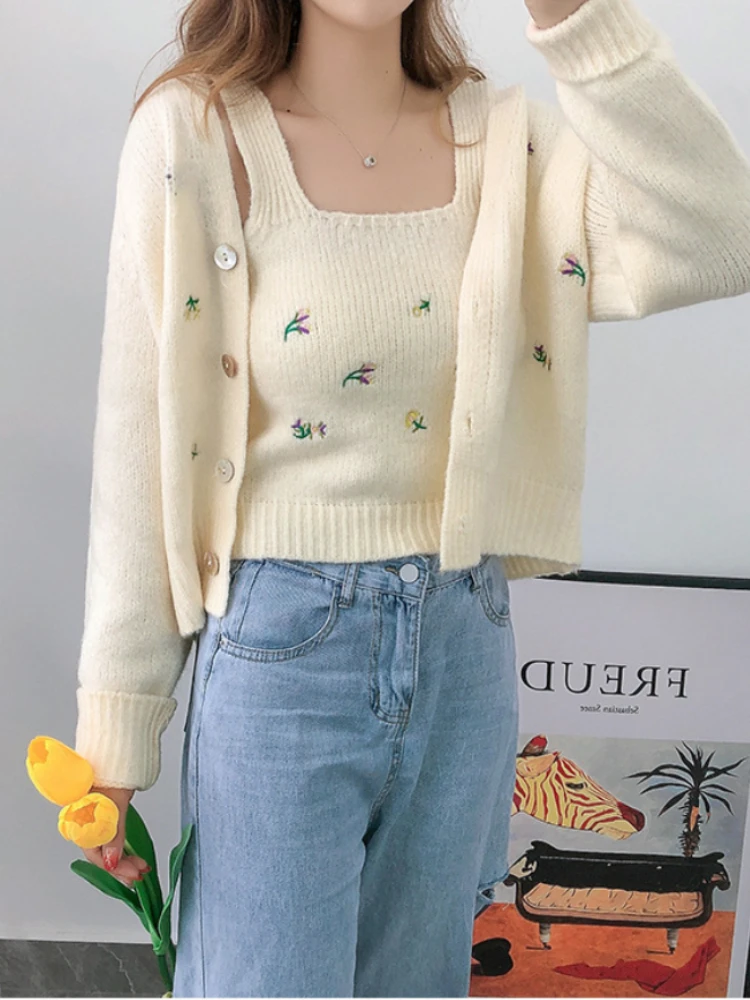 Two-piece Top Suit Flower Embroidered Knitted Korean Style Cardigan 2024 Autumn Fashion Sling Sweater Slim Sweet Jacket Sets