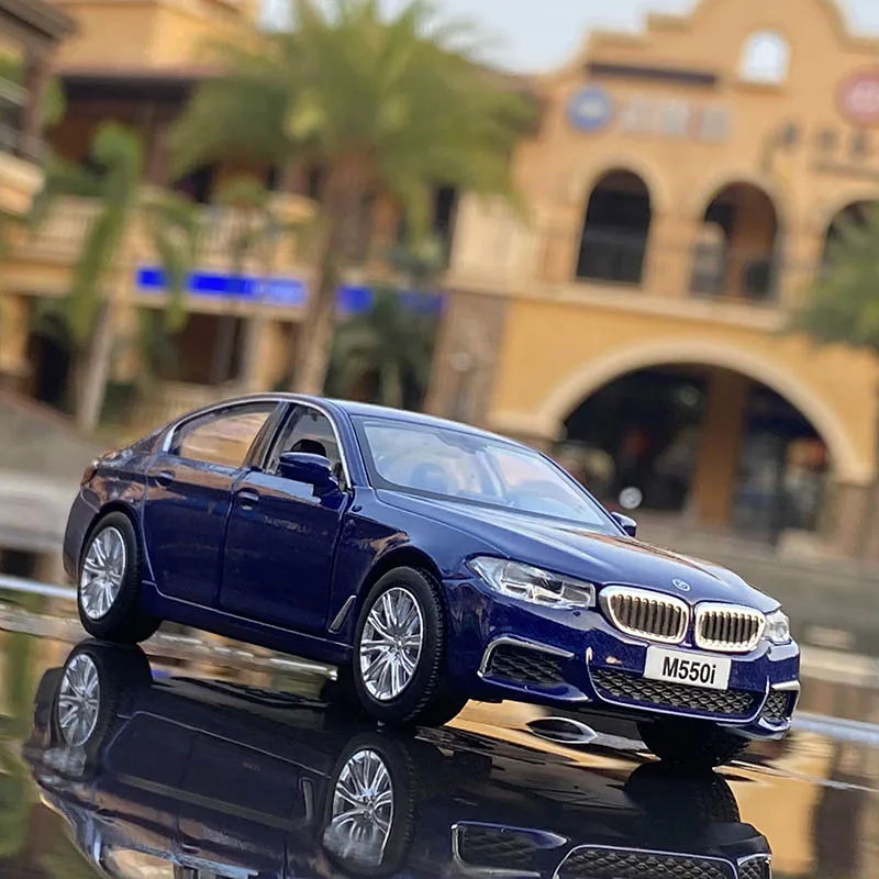 1:36 BMW M5 M550i F90 Car Model M2 M4 Alloy Car Model Diecasts Metal Toy Vehicles Car Model Simulation Collection Toy Gift