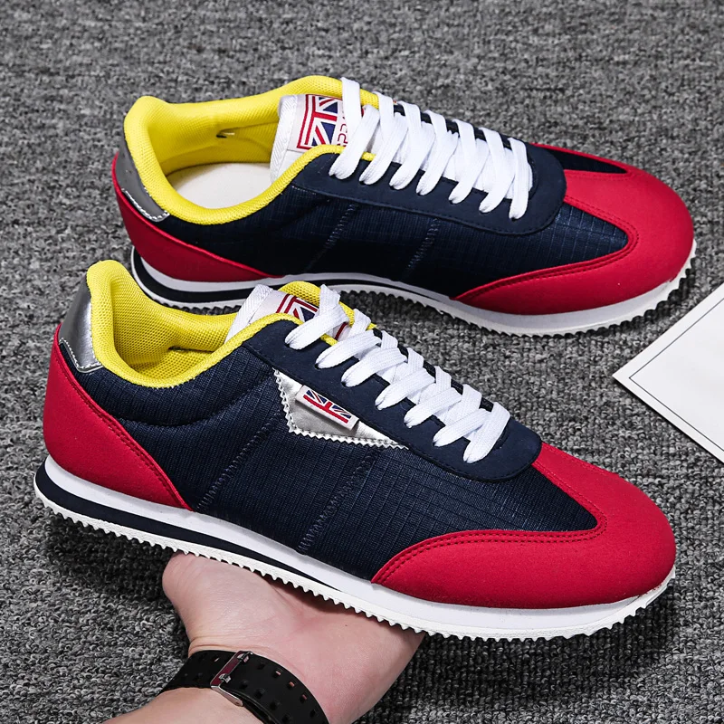 Sznurowane męskie buty do tenisa sportowego na świeżym powietrzu Zapatillas Hombre Lekkie buty do biegania dla mężczyzn Designerskie siatkowe