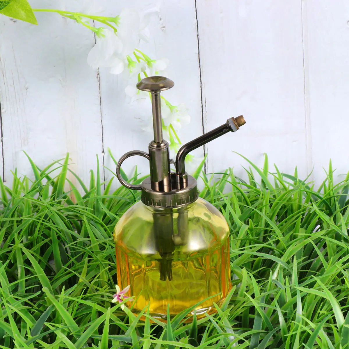 

1Pcs Hand Press Glass Watering Kettle Premium Solid Transparent Large Capacity Long Spout Pouring for Indoor Outdoor Plants