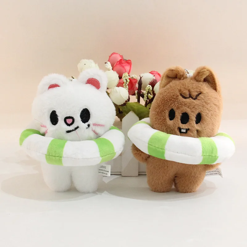 Skzoo أفخم المفاتيح شخصية كرتونية SKZ ألعاب من نسيج مخملي مروحة Leeknow Hyunjin المفاتيح قلادة هدية لعبة أطفال