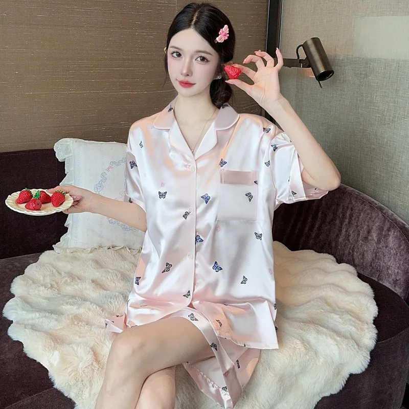 

Pink Butterfly Print Satin Pajama Set for Women Comfortable Sleepwear Loungewear