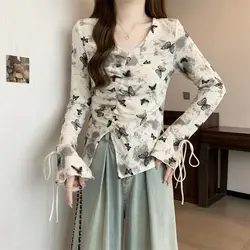 Autumn Irregular Long-sleeved Slim T-shirt for Women with Large Size Butterfly Printed V-neck Top