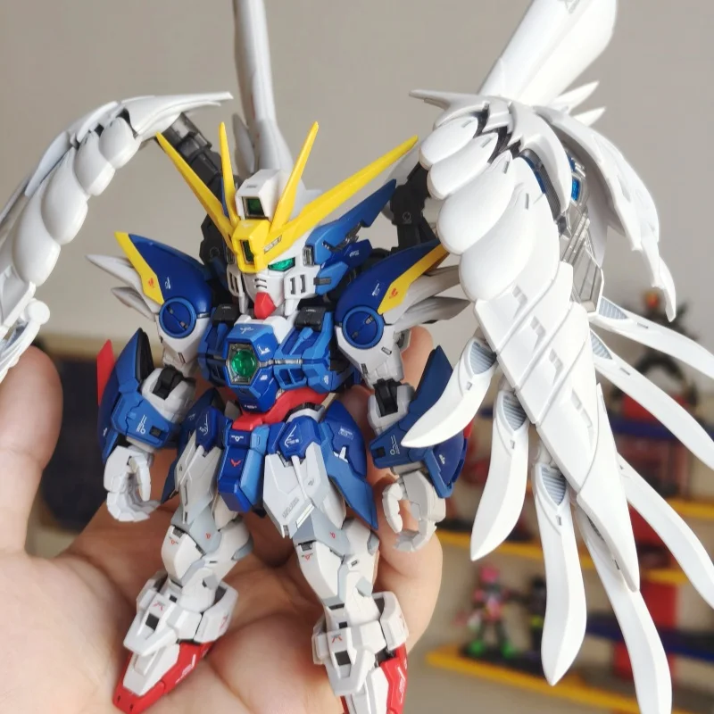 Disponibile Wing Zero Ew Angel Shape Mech Kit modello di assemblaggio Action Figure Decorazione desktop Doll Boy Toy Regalo di compleanno a sorpresa