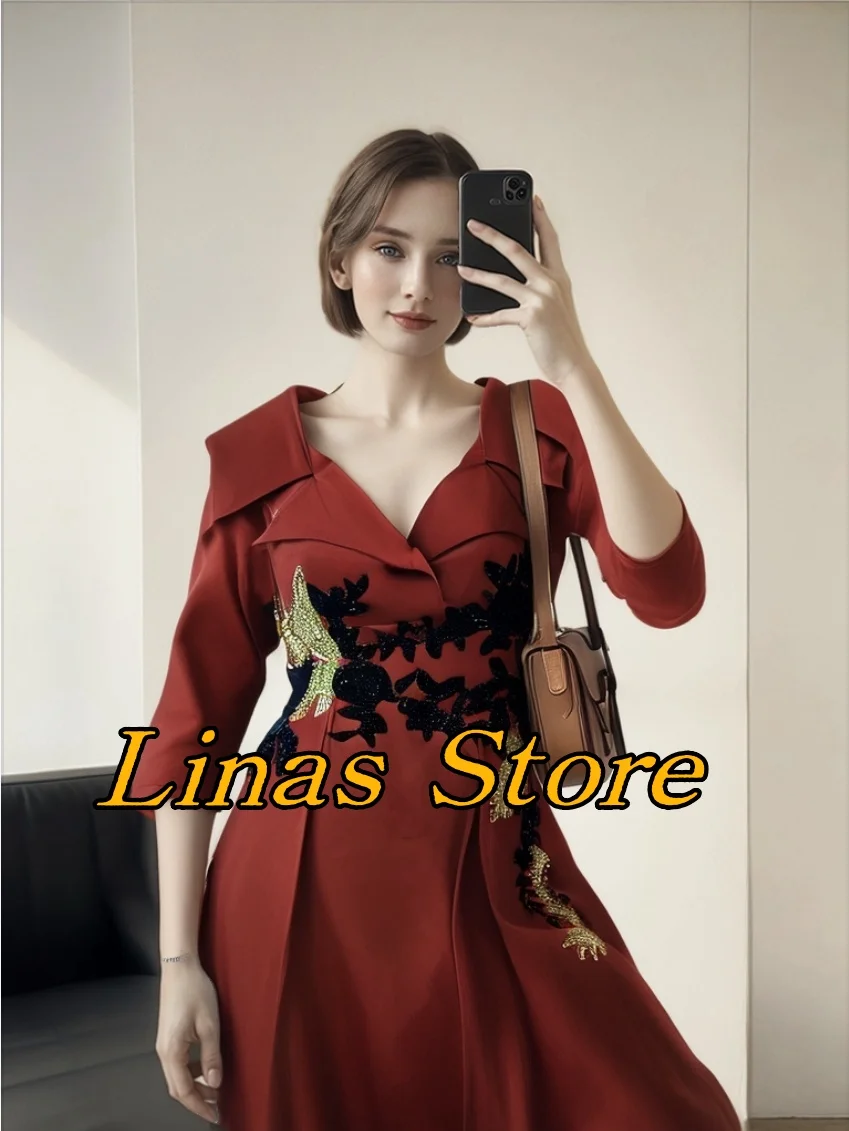 A-Line Christmas Vintage Evening Gown Elegant Dress Formal Floor Length 3/4 Length Sleeve with Appliques Beading 2024