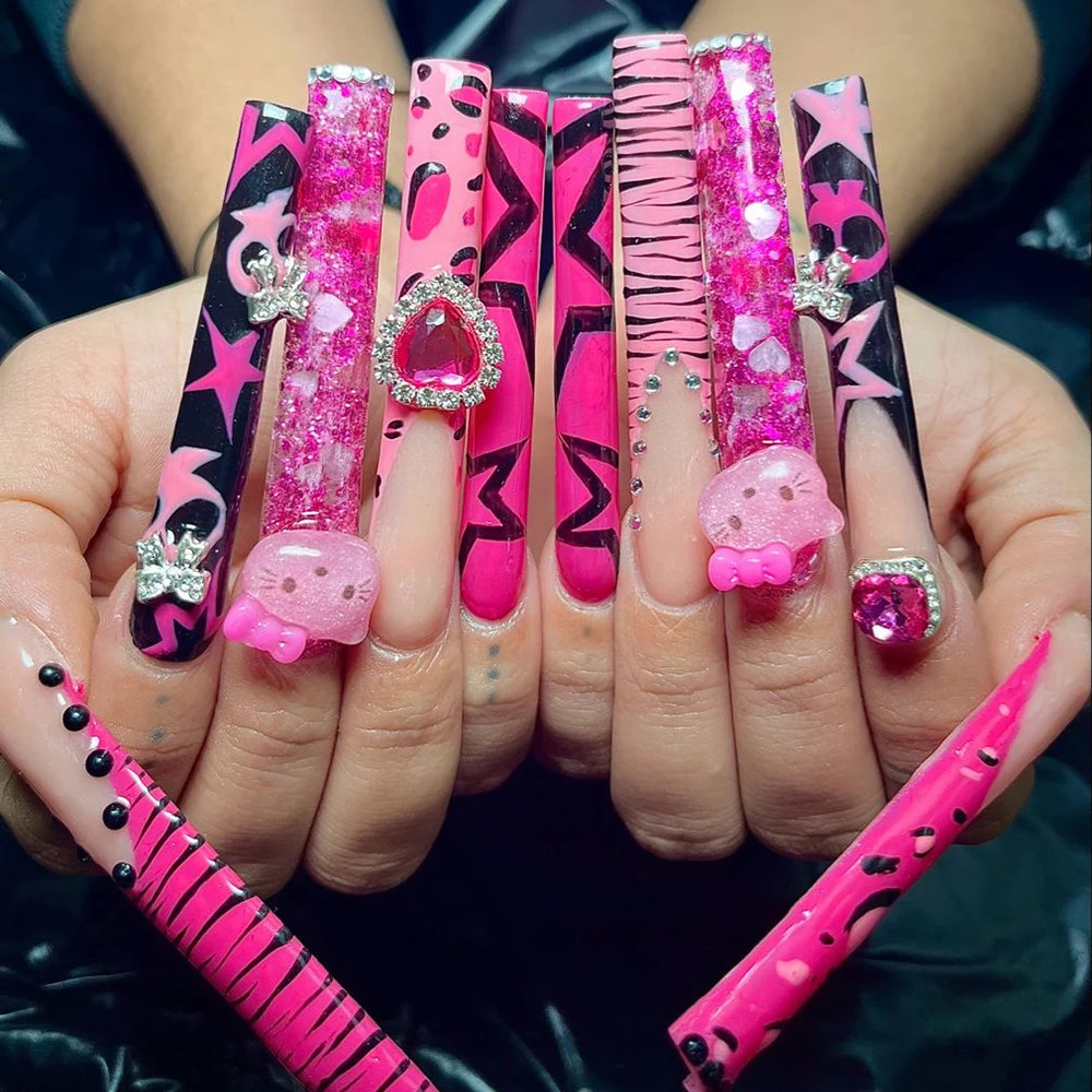 Pittig Meisje Y 2K Sanriod Hello Kitty Press Op Nagels Kunst Eendenbek Vierkant Roze Luipaard Zebra Print Aanpasbare Nagels Party Sticker