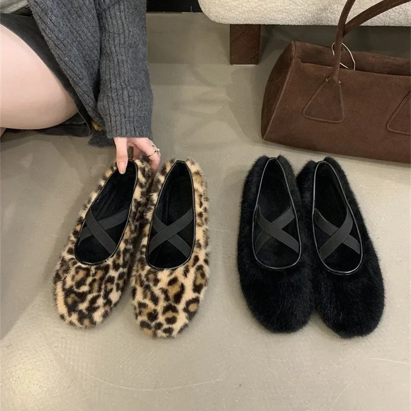 

Women's Round Toe Mary Jane Flats with Cross-Strap Cozy Fleece Comfortable Round Toe Ballet Flat Shoes for Women