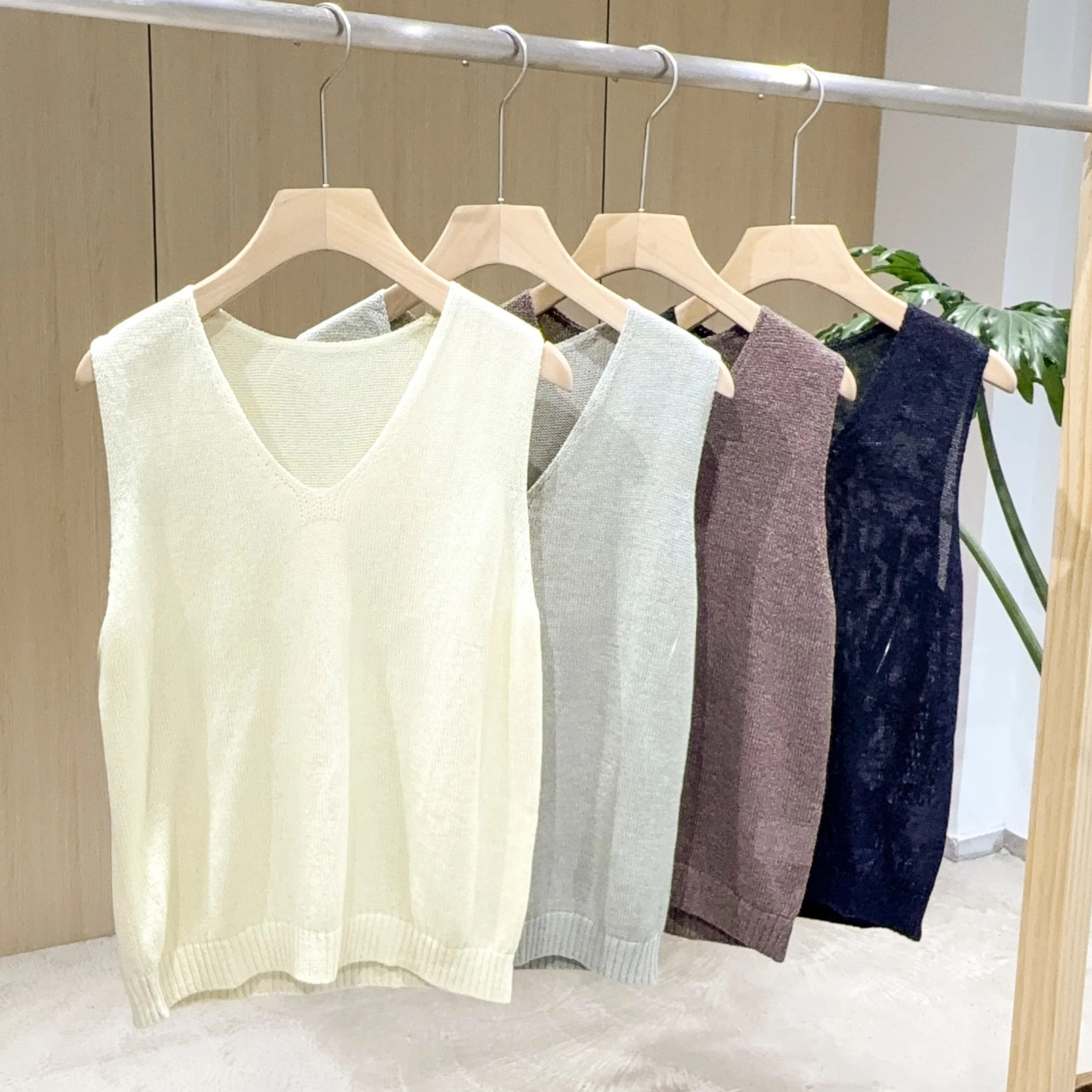 Mimifafa Paper Silk Vest Lightweight Breathable Cool V-Neck Base Layer Tank Top Cotton Blend Summer Fashion Ladies' Jacket