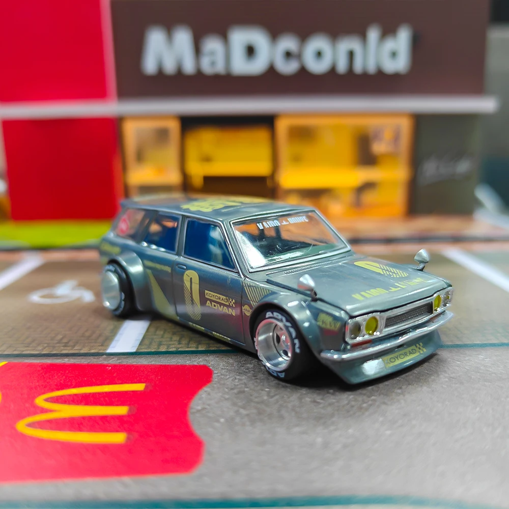 Kaido House x Mini GT 1:64 Datsun 510 Wagon Greddy Green Jun IMai KHMG010 CHASE (بدون صندوق) #6