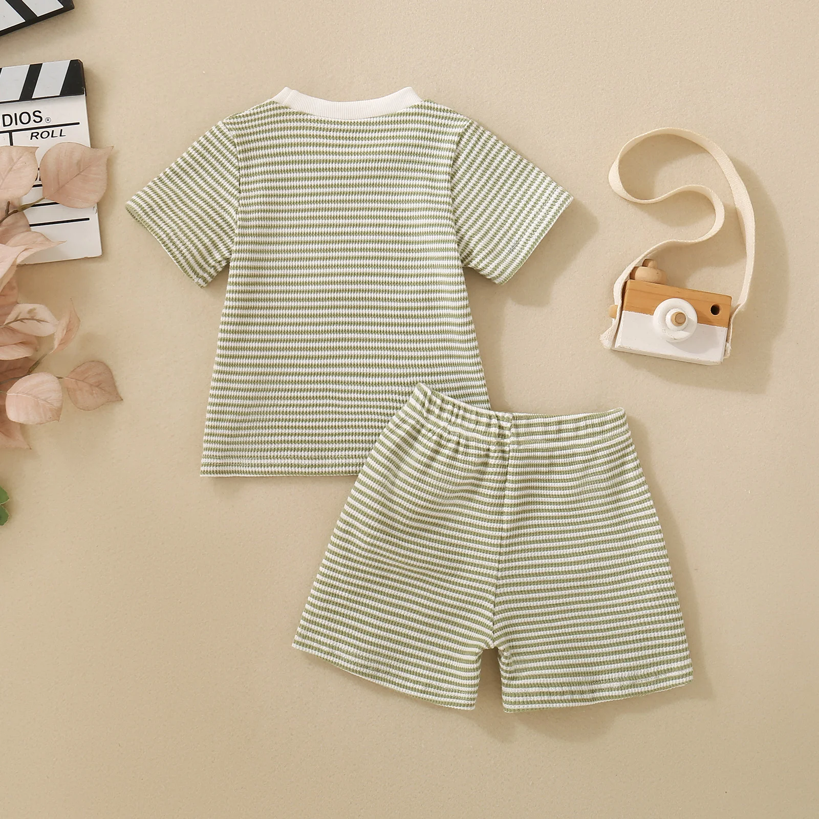 Summer Unisex Infant Green Striped I Love Daddy Embroidered Short Sleeve T-Shirt & Shorts Two-Piece Set