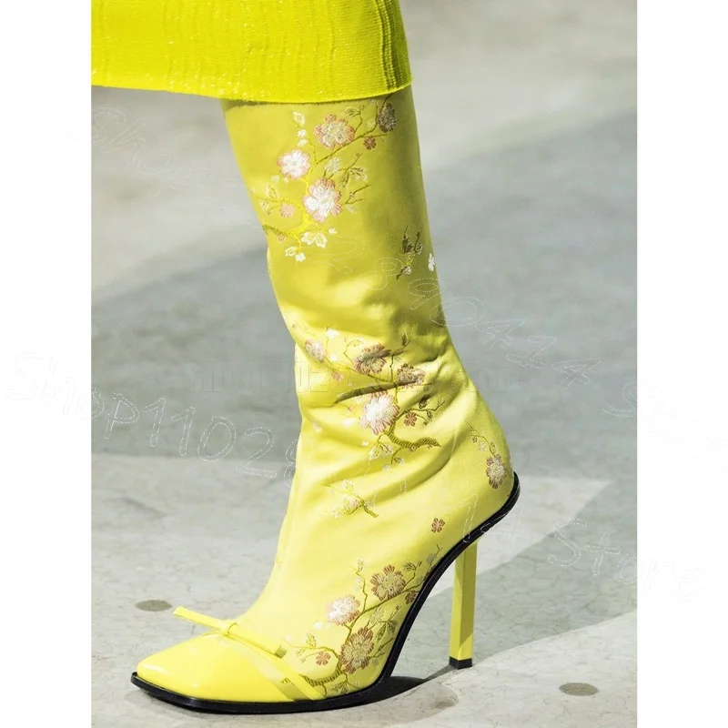 

Floral Embroidery Yellow Square Toe Runway Boots Side Zipper Women Shoes Thin High Heels Party Runway 2025 Zapatos Para Mujere