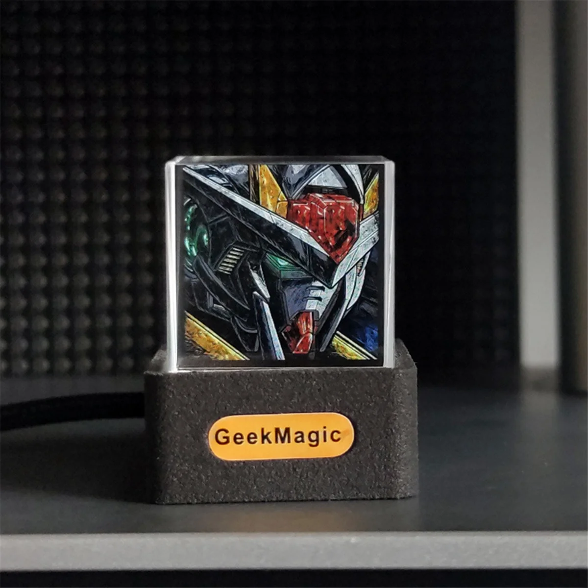 GeekMagic Crystal Cube Фотодисплей Голографическая настольная умная метеостанция Цифровые часы с ПОДАРОК Анимационный альбом GSY