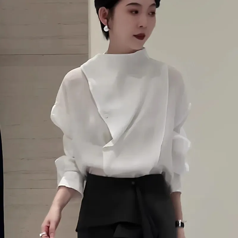 Jesienna bluzka damska z kołnierzykiem stójką, długi rękaw, nowa kolekcja wiosna-jesień, asymetryczny krój.