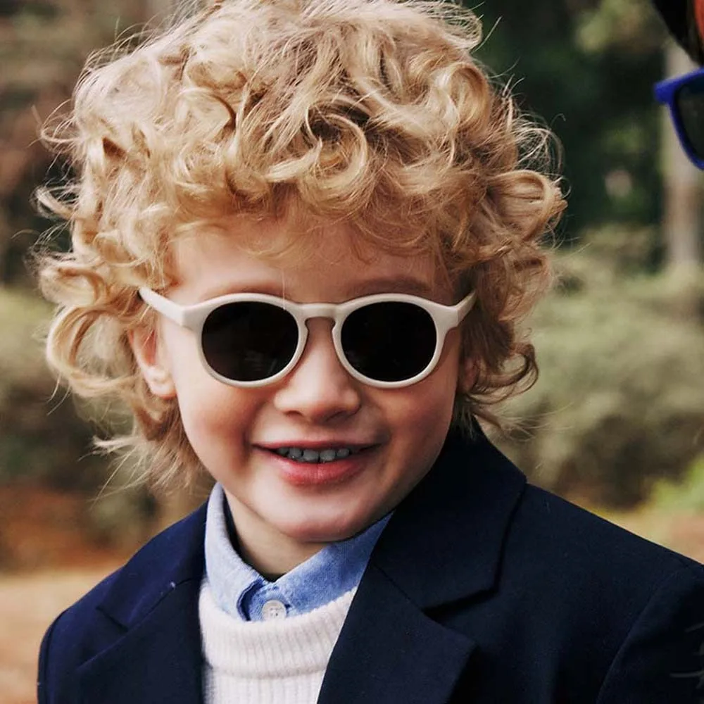 

Catwalk UV400 Children Sunnies Classic PC Kids HD Sunglasses TAC Lightweight Anti-UV Glasses Aged 0-3