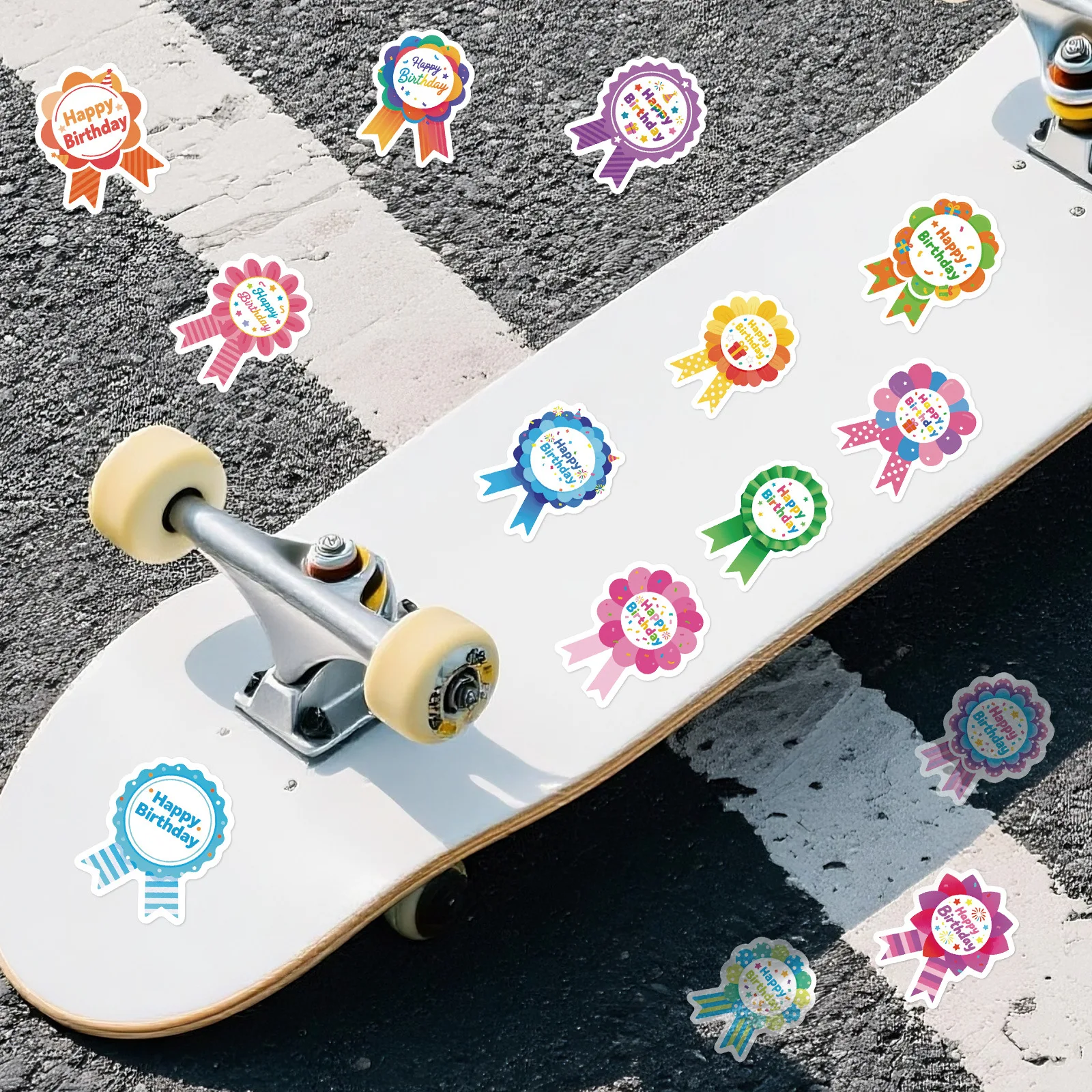 10/56 قطعة عيد ميلاد سعيد! ملصقات الكتابة على الجدران الملونة الإبداعية الكرتون صائق رياض الأطفال الديكور مكافأة دفتر الهاتف لعبة طفل #6