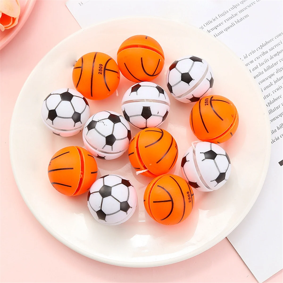 Football Basketball Theme Yo Yo Balls Party Gift Favors Toys Kids Birthday Party Pinata Fillers School Prizes Goodie Bag