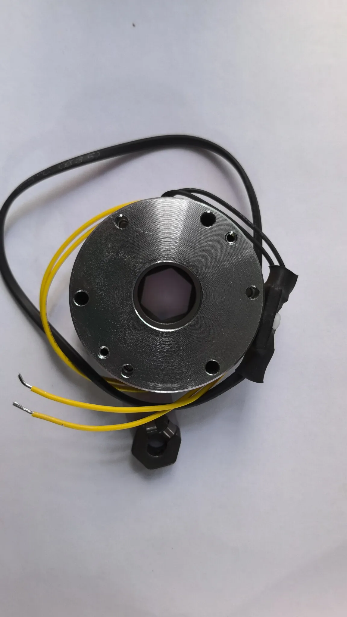 

Электромагнитный тормоз LF062-8D7 (Y56-4-81-ZD) Оригинальный, высокотемпературный, износостойкий