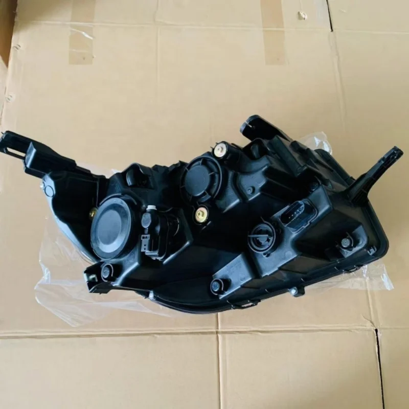 LED Headlights Assembly Pickup Truck Accessories with Front Headlights Turn Signal  for Changan Hunter KaichengF70