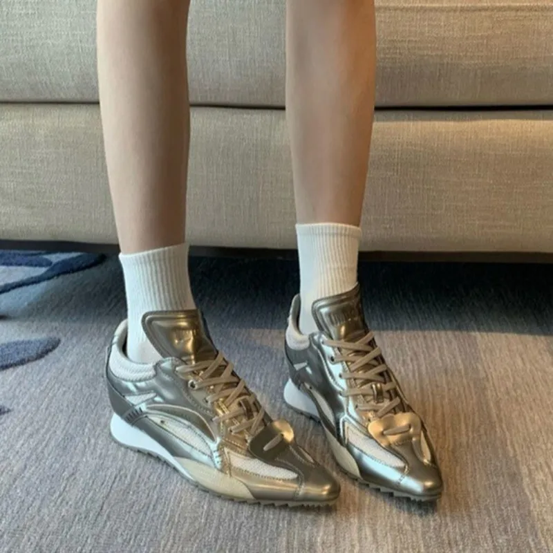 

New Women's Shoes Fashion Pointed Tip Casual Sneakers for Woman Exquisite Lace Moral Training Shoes Designer Shoes Zapatos Mujer